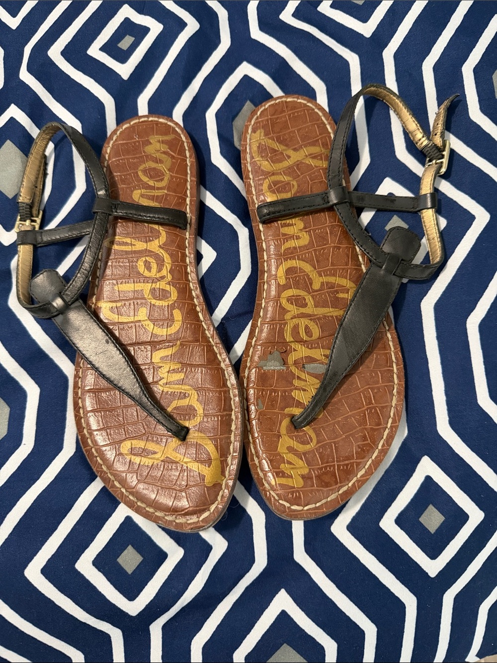 Sam Edelman Black and Brown Leather T-Strap Sandals